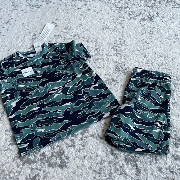 Two piece Camo set for toddler - Picture 2 of 6